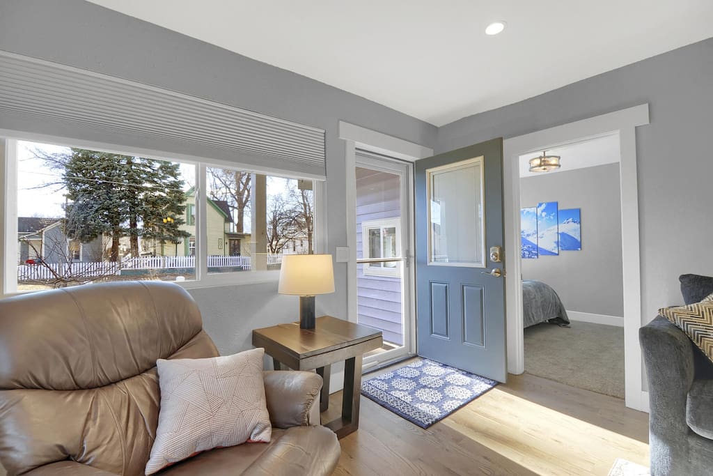 Luxurious, Impeccable Home in Old Colorado City Houses for Rent in