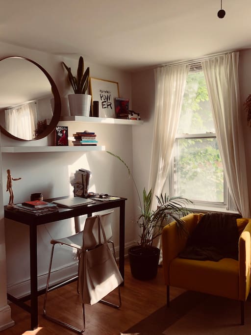 desk
