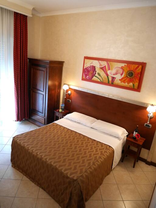 Camera con letto Matrimoniale