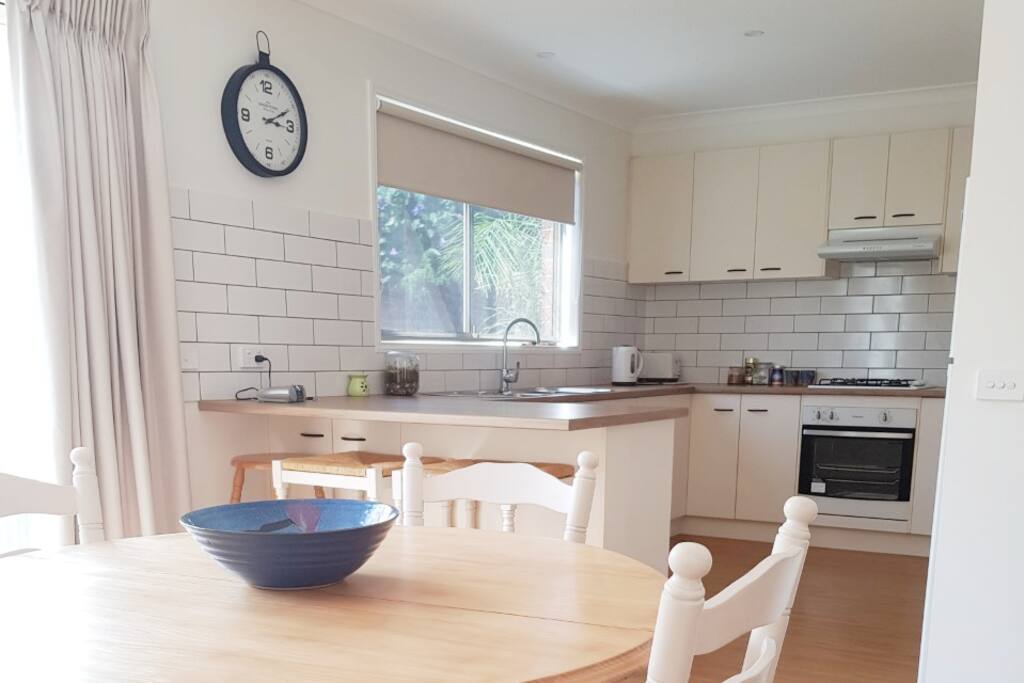 Beach Street Retreat Guest Suites For Rent In Frankston Victoria Australia