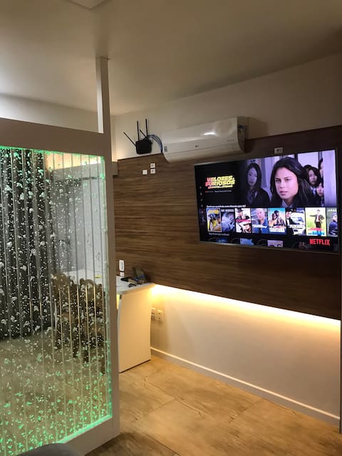 Flat with exclusive and relaxing Bubble Panel!