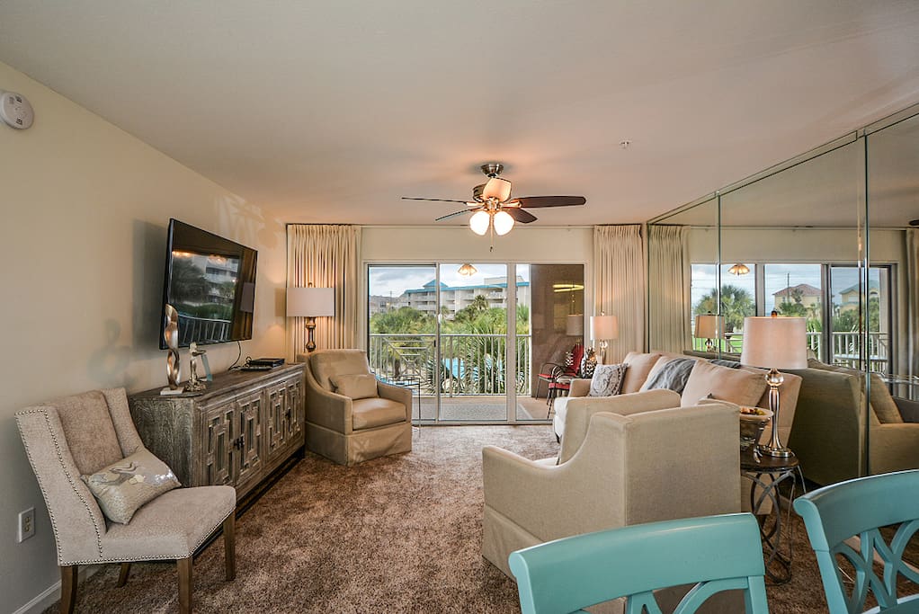 Living Area View 5