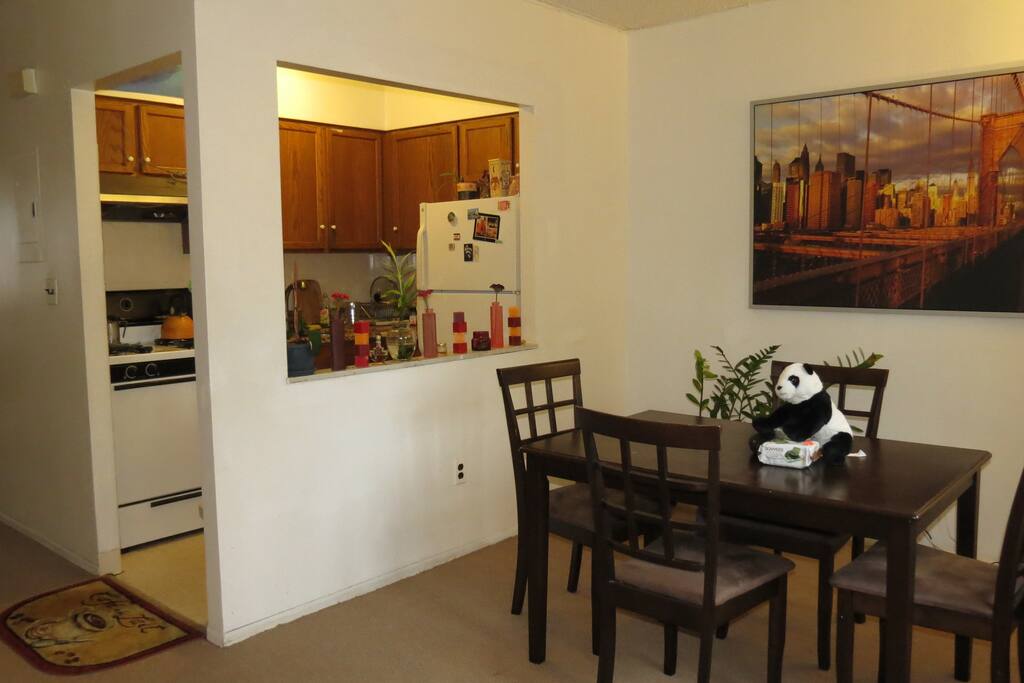Full kitchen