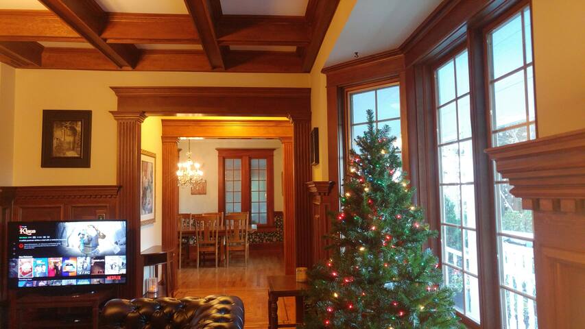 Executive Ocean View by Victoria Swartz Bay Ferry gallery image 4