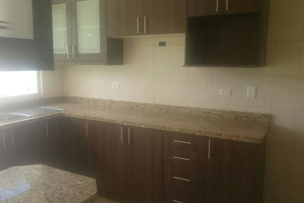 Area de la cocina para uso libre del huésped.