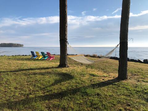 Private point on the Bay🌤hammock, hot tub, kayaks❤️