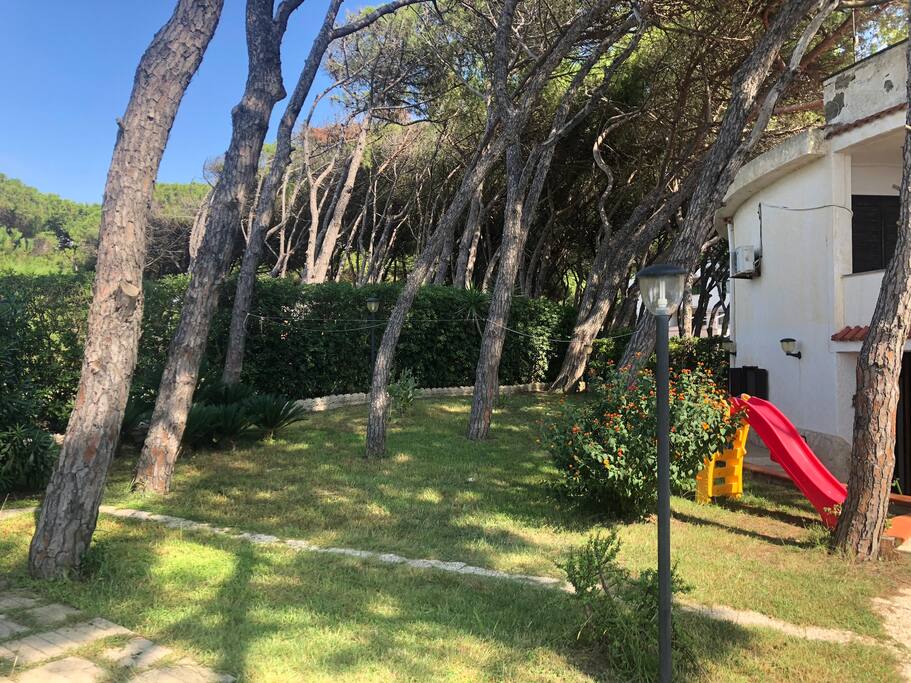 Visuale dal cancello lato mare