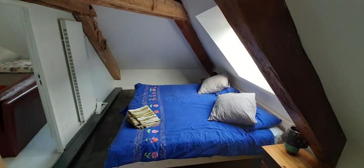 Dhomë gjumi 2