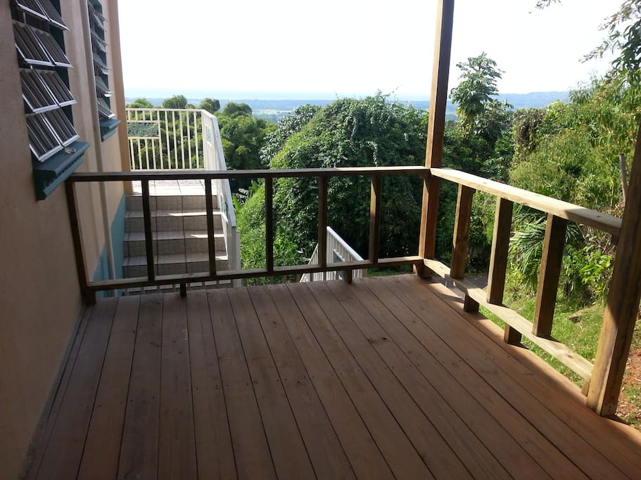 Porch...with a nice view to the ocean