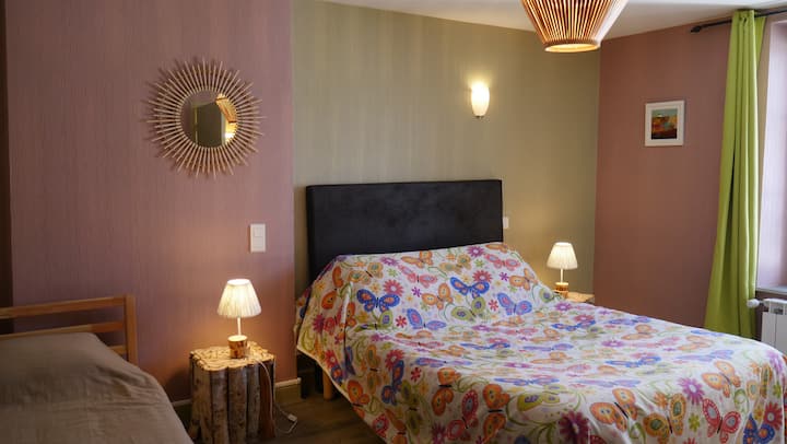 Chambre D'hôtes "Nature" à Cassaniouze - Cantal - Conques