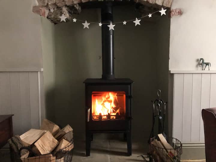 Cosy Character Cottage In Heart Of Pickering - North York Moors National Park