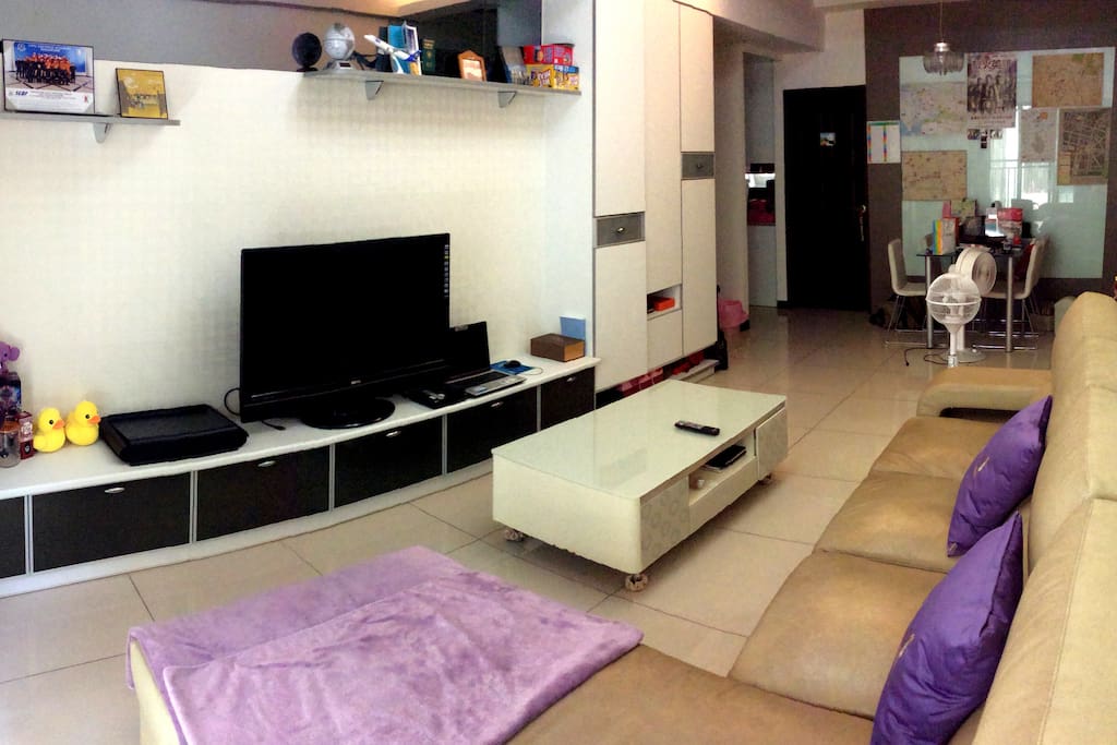 Living Room 客廳