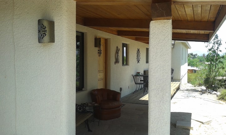 Beautiful Home With Pool, Private, Close To Ua & Downtown, Arts. Great Prices! - Tucson, AZ