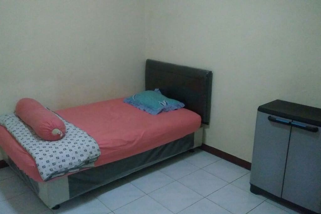 Comfy Latex Bed and A/C