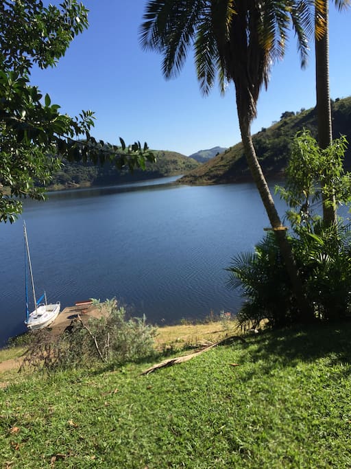 Vista da Casa A Pontão e Represa