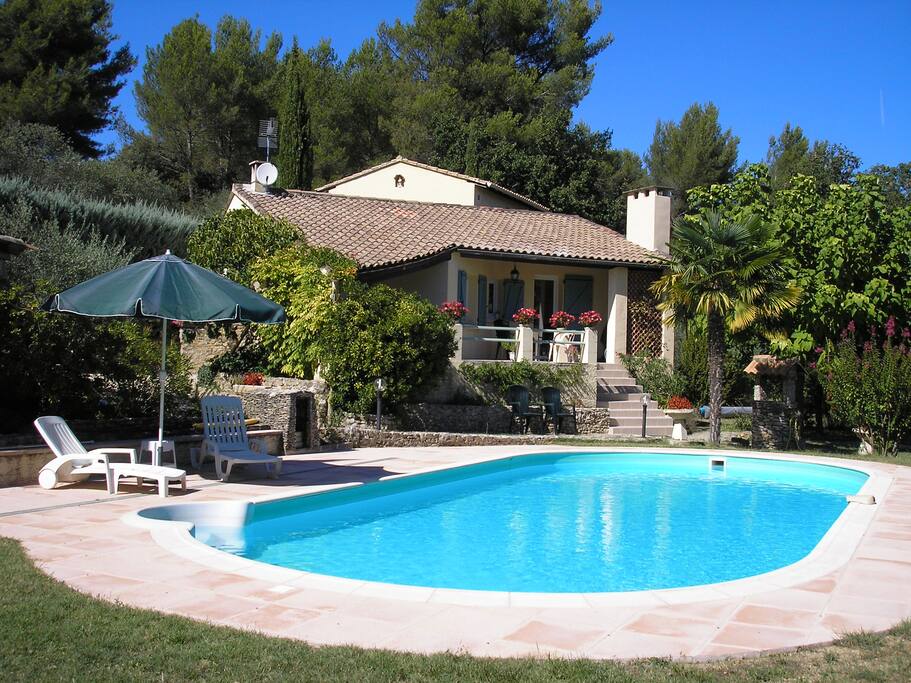 piscine de 11 m sur 5,60