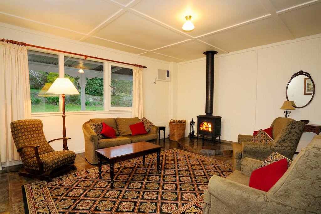 Lounge room