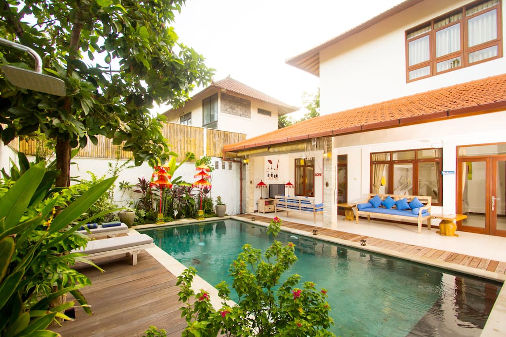 Villa Cosmopolitan Pool View.