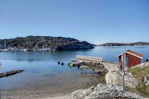 4 rooms with the sea as a neighbor
