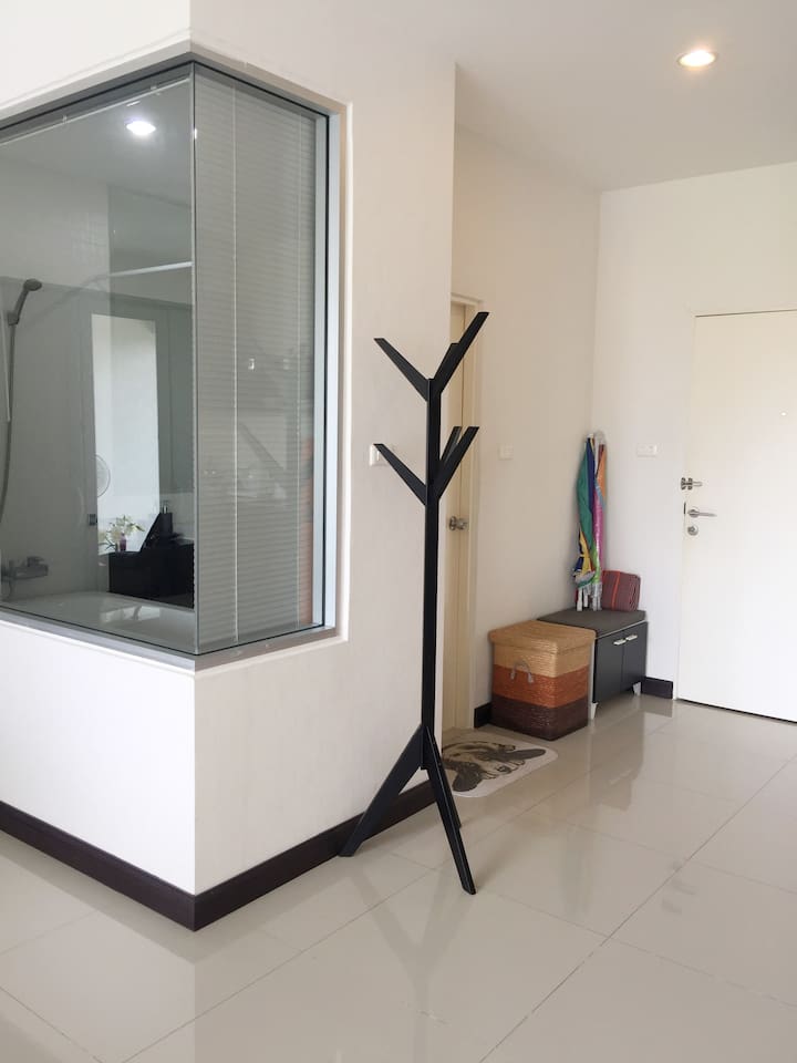 Chic Thai Modern Room By Siwaporn Karon A506 Condos Zur Miete