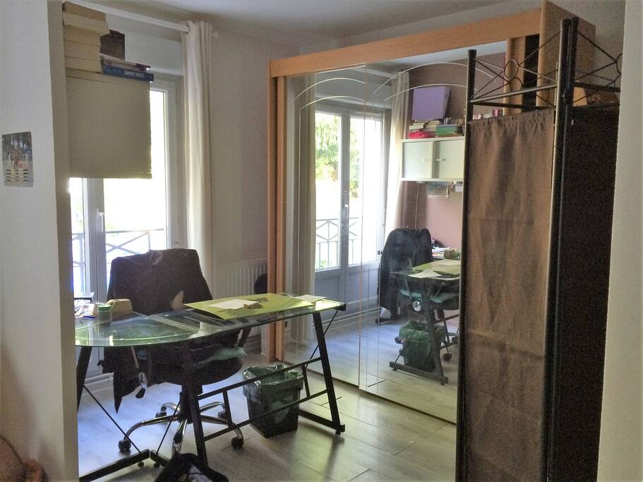 coin dressing + bureau