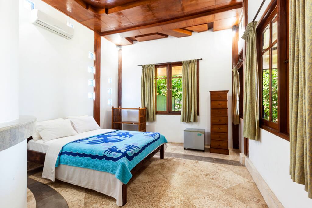 Bedroom 2 (Ocean View 2)