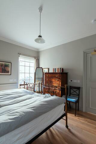 The Pavilion at Lamb’s House gallery image 5