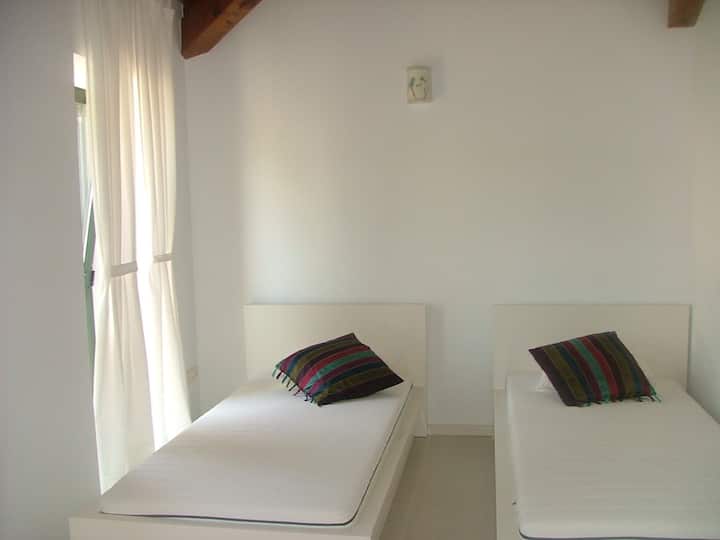 2ª camera con due letti singoli