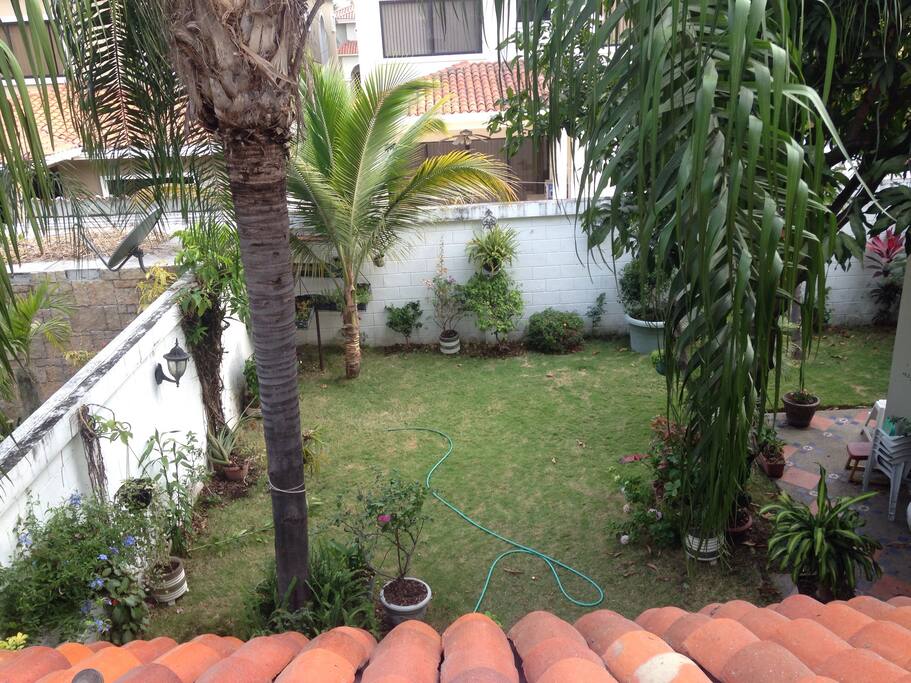 acceso a jardin