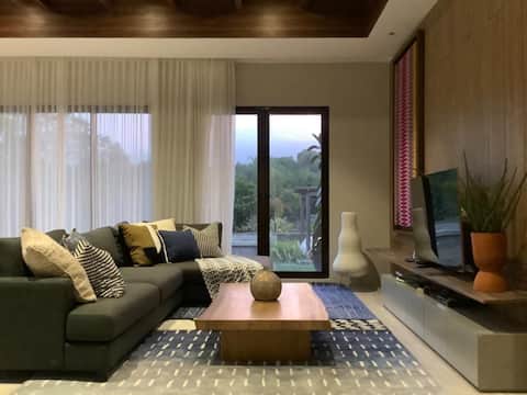 “ THE PEAK”   The Most Luxurious Designer Villa