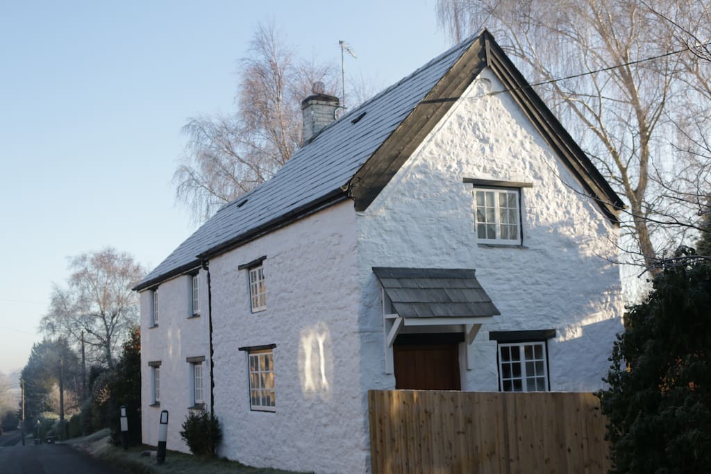 The White Cottage (view from road)