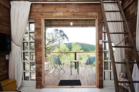 #1 ranked TREEHOUSE in SA with amazing views 🏝