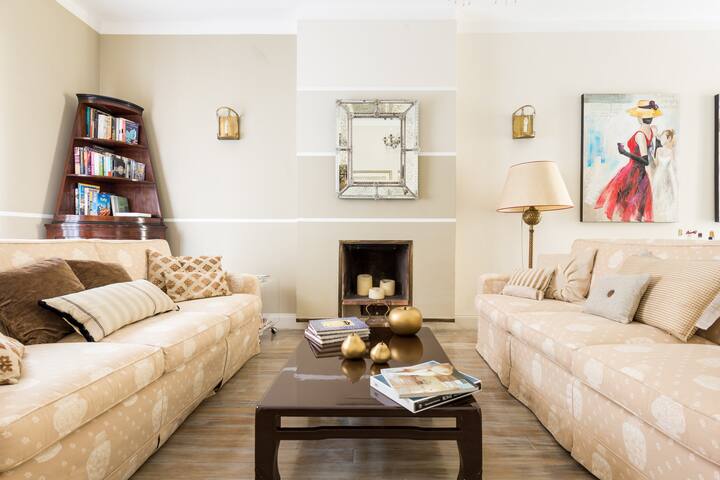 Stunning apartment on Spanish Steps