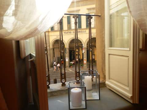 My house with steam room and theater view