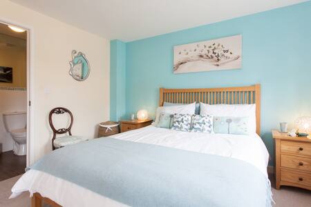 Great location for Bristol & Bath 2