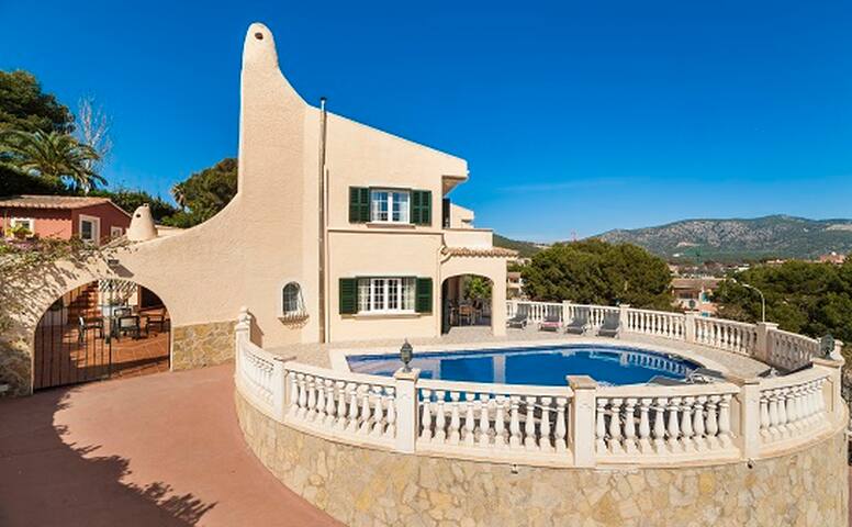 Villa Palmanova, your best place for group travel gallery image 2