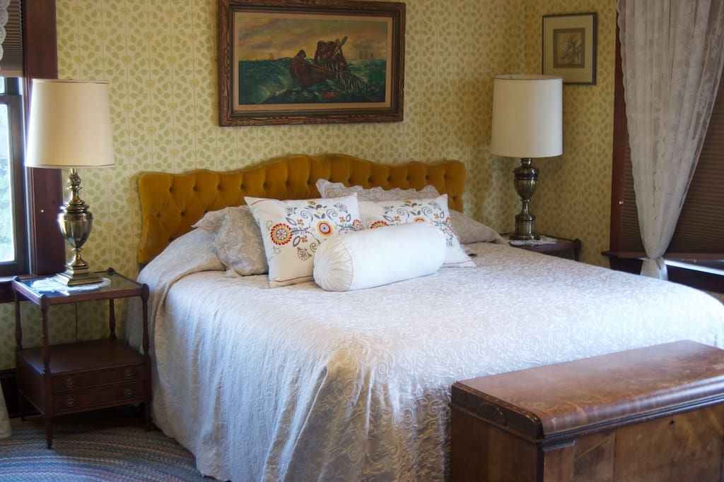 Historic Lady Florence Full House Houses for Rent in Stanwood, Washington, United States