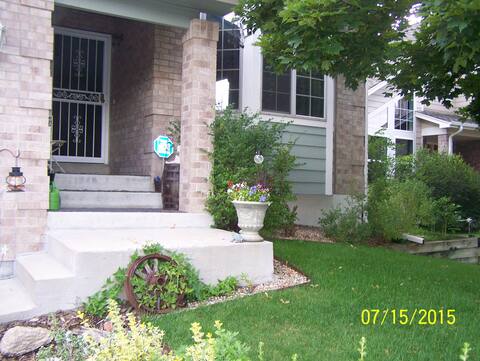 Cozy Basement - Denver Suburb