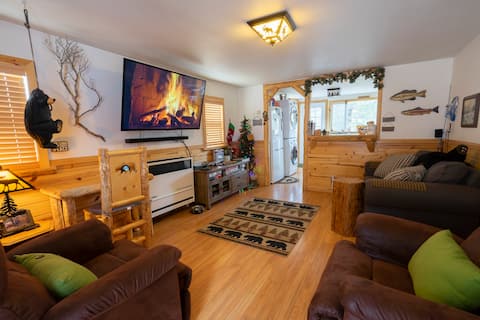 Bearly Home Cabin, Big Bear Lake, CA