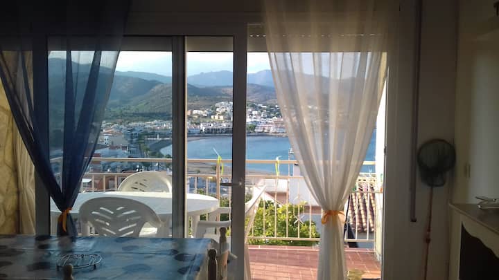 Apartamento En Llançà (Costa  Brava)
A 70 M. Gr.92 - Colera