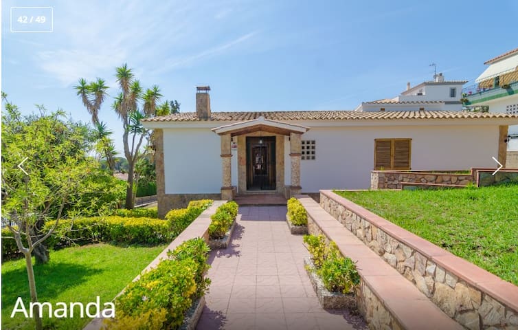 Villa Amanda Lloret with prívate Pool, A/C & Wifi gallery image 2