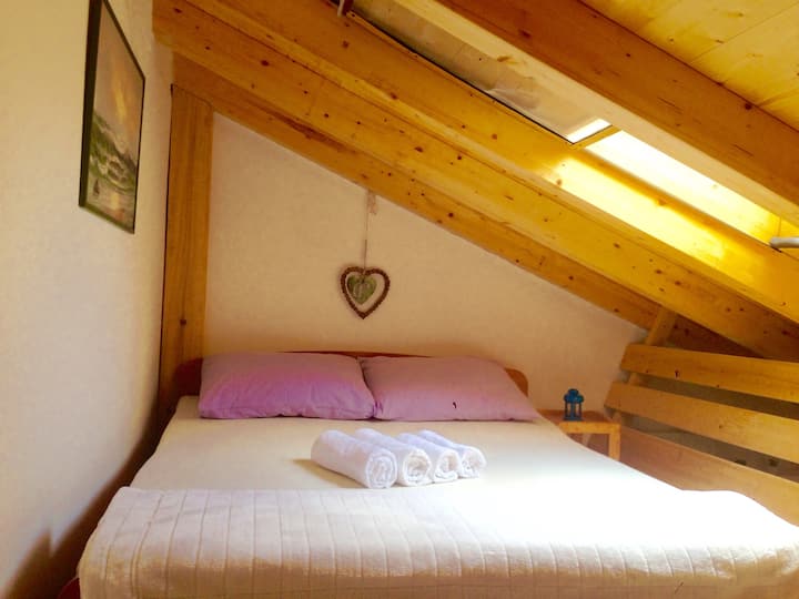 Მაღლა საძინებელი 1