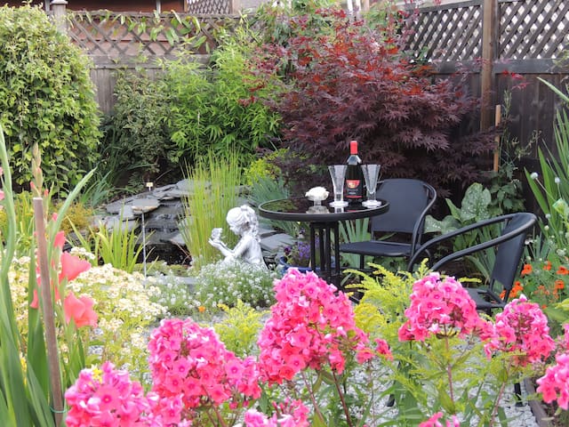 Gardeners Culinary Delight B & B