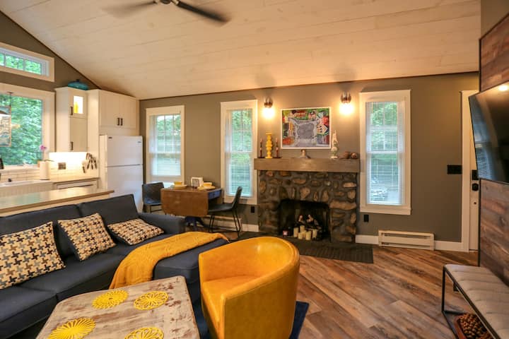 Updated Cottage "Beriozka" On Cedar Lake - Selden Neck State Park, Lyme
