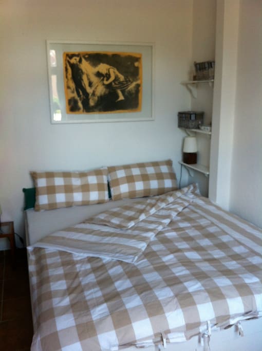 Schlafzimmer mit 2tem TV