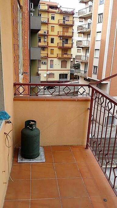 Balcone per stendere o per arrostire