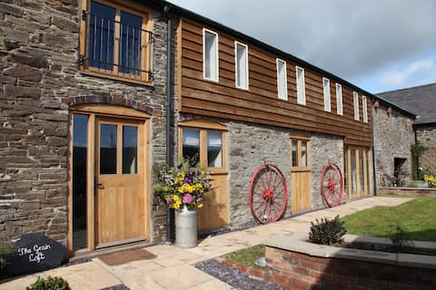 Beautiful barn conversion in stunning countryside