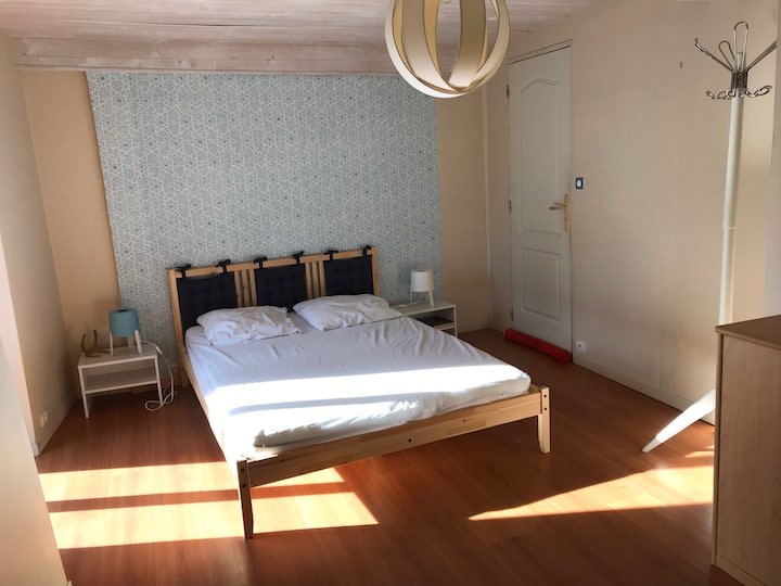 საძინებელი 1