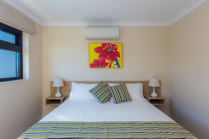 G. Stylish 2 Bedroom apartment in Aparthotel gallery image 3