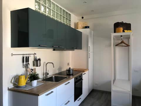 Top Airbnb: Casa Vetrai - Overlook Canal in Murano - Venice in Venezia